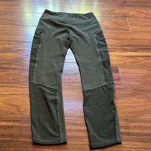 Olive green high quality leggings by Savvi